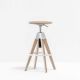 Tabouret de bar réglable ARKI-STOOL Pedrali, chêne blanchi et métal blanc