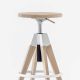 Tabouret de bar réglable ARKI-STOOL Pedrali, chêne blanchi et métal blanc