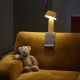 Lampe LED sans fil BICOCA Marset avec repose accoudoir