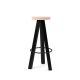 Tabouret de bar chêne massif teinté ébène FLAK Punt, assise rose