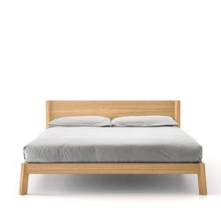 Lit contemporain king size en chêne massif super mat BREDA Punt, tête de lit chêne super mat