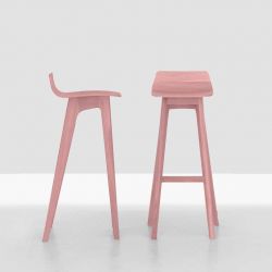 Tabouret de bar design MORPH BAR Zeitraum, chêne massif teinté rose pastel