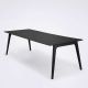 Table design 242 x 95 pieds frêne teinté noir & plateau linoléum GATE Houe