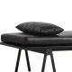 Détail finitions du daybed chêne teinté noir et cuir noir LEVEL Woud avec coussin