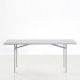 Table coloris gris clair DIAGONAL Woud