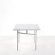 Table coloris gris clair DIAGONAL Woud