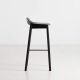 Chaise de bar MONO Woud, chêne teinté noir, assise 75 cm 