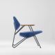 Fauteuil salon design POLYGON Prostoria, tissu bleu clair 149 et pieds anthracite