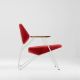 Fauteuil salon design POLYGON Prostoria, tissu rouge 120 et pieds blancs