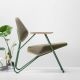 Fauteuil design POLYGON Prostoria en tissu beige, structure verte (sur demande)