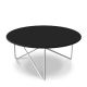 Table basse design contemporain en bois POLYGON Prostoria (modèle plateau Fenix noir, structure et pied blanc)