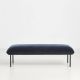 Banc long NAKKI OTTOMAN Woud, velours Harald bleu nuit