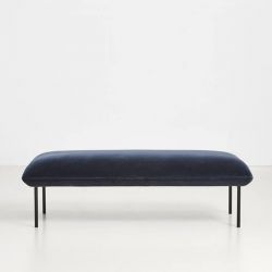 Banc long rembourré NAKKI OTTOMAN Woud, velours Harald bleu nuit