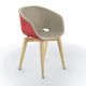 Chaise pieds hêtre naturel, coque rouge corail, tissu beige UNI-KA Et-al