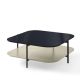 Table basse carrée 120 x 120 cm EXO Kendo, plateau verre noir et tablette sable