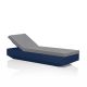 Bain de soleil VELA Vondom, chassis bleu marine et matelas Nautical acier