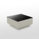 Table basse 60 x 60 VELA Vondom, coloris écru et plateau verre noir