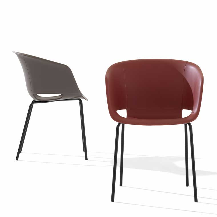 https://www.myclubdesign.com/44716/chaise-empilable-pieds-laques-dunk-1190-vr-et-al.jpg