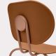 Chaise HARI empilables polypropylène Ondarreta, pieds argile et assise caramel recyclé