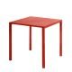 Table carrée rouge écarlate URBAN Emu