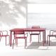 Table rectangulaire et fauteuils rouge écarlate STAR Emu