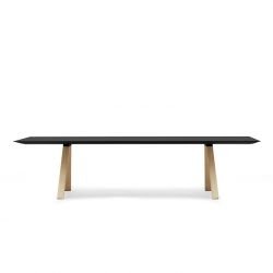 Table rectangulaire ARKI Pedrali, pieds chêne, plateau noir Fenix effet marbre, 300 x 120