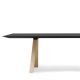 Table rectangulaire ARKI Pedrali, pieds chêne, plateau noir Fenix effet marbre, 300 x 120
