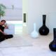 Vases XXL brillants blanc 65 cm et noir 100 cm FLASK CHEMISTUBE Vondom
